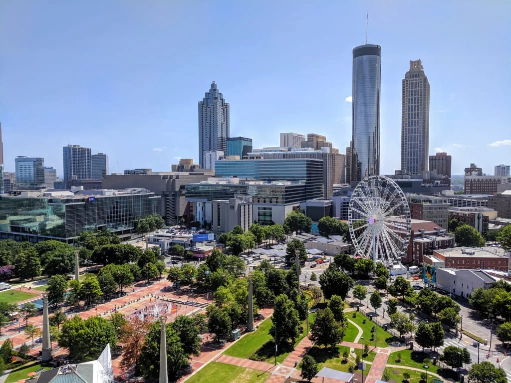 Atlanta, GA skyline representing the city's growing fintech, logistics, and healthtech software development market