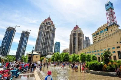 Mississauga skyline with Akoode ecommerce development in Mississauga