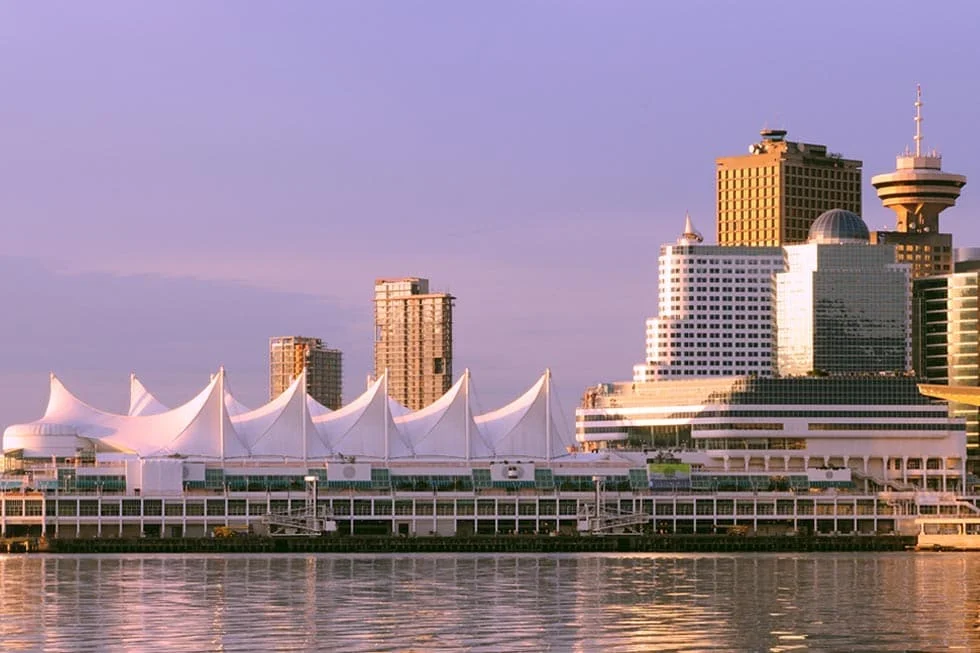 Map of Canada with major Canadian ecommerce and technology hub cities highlighted